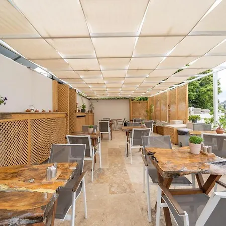 Mucho Boutique Αλικαρνασσός