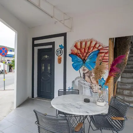 Ξενοδοχείο Mucho Boutique *