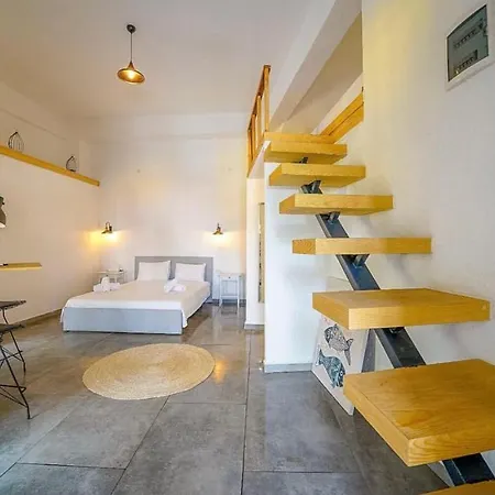 Mucho Boutique Hotell *